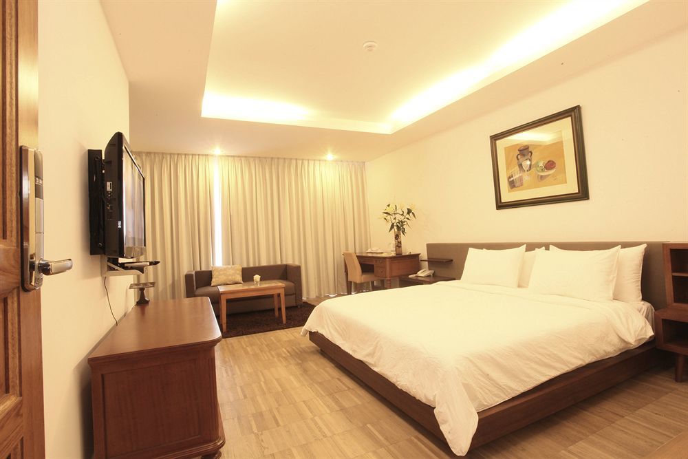 Crown Diamond Hotel - Phu My Hung District 7 Hô Chi Minh-Ville Extérieur photo
