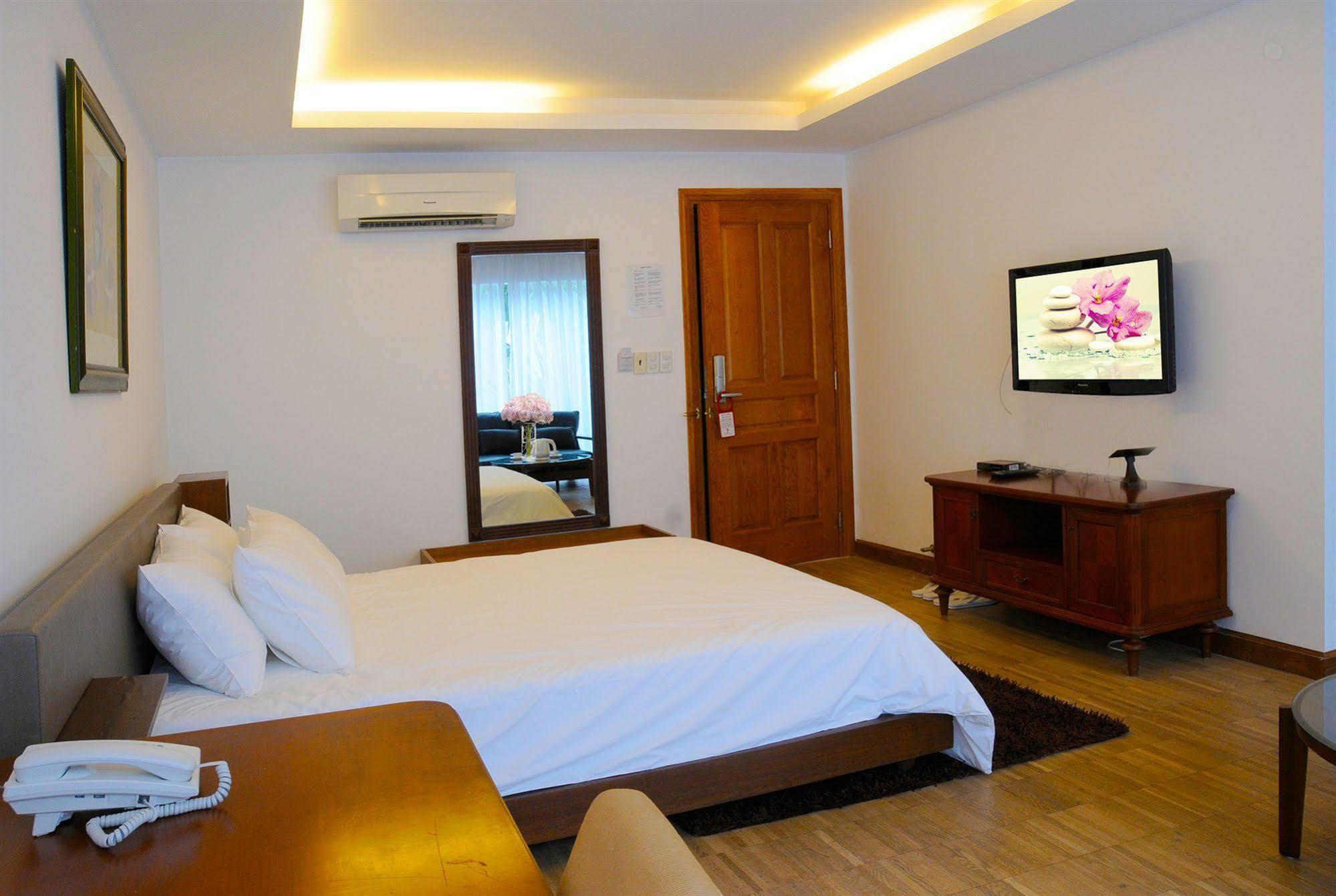 Crown Diamond Hotel - Phu My Hung District 7 Hô Chi Minh-Ville Extérieur photo